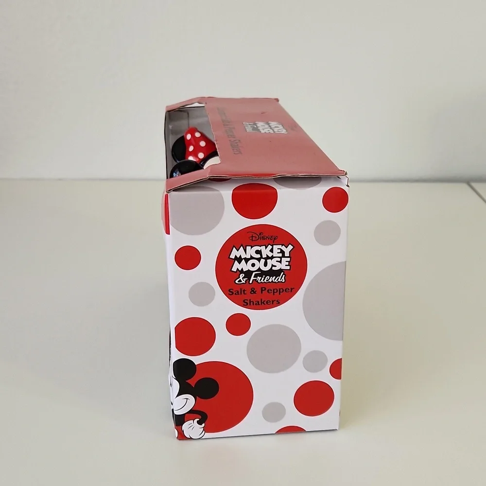Mickey & Minnie Salt+Pepper Shaker Figurines